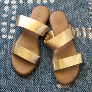 David’s Bridal Sandals